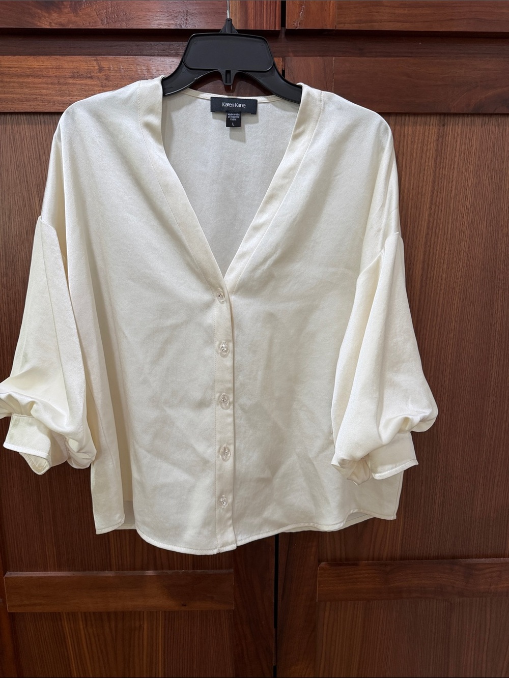Karen Kane Cream Satin Button-Front V-Neck Blouse